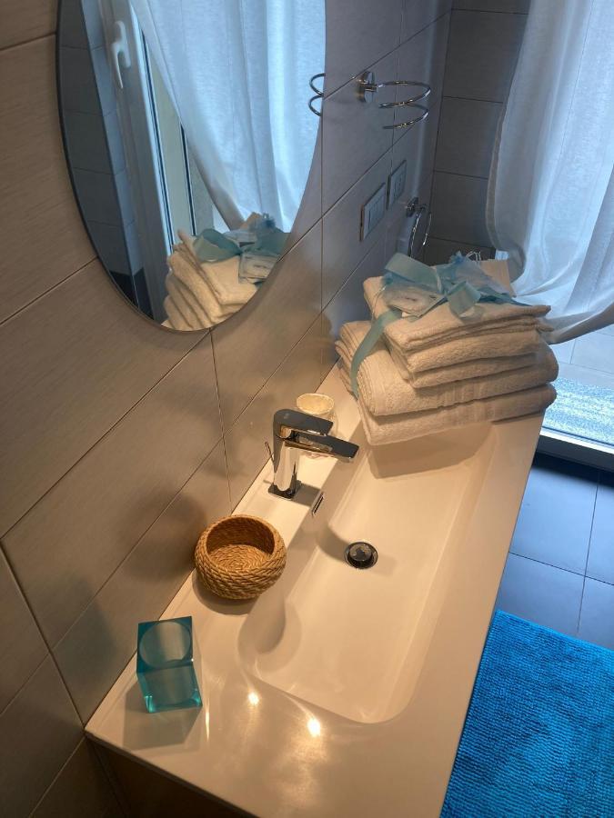 Bloom Apartment เปโร ภายนอก รูปภาพ